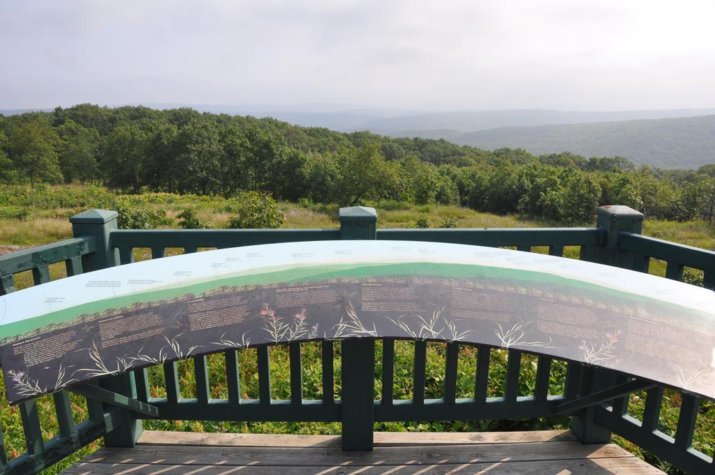 Shepherd Mountain Inn & Suites Pilot Knob Rom bilde