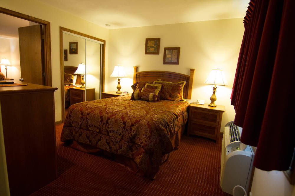 Shepherd Mountain Inn & Suites Pilot Knob Eksteriør bilde