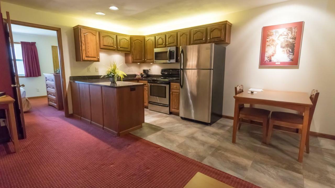 Shepherd Mountain Inn & Suites Pilot Knob Eksteriør bilde